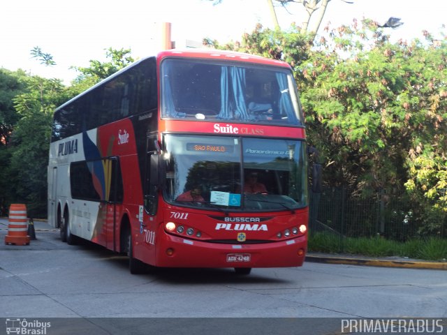 Pluma Conforto e Turismo 7011 na cidade de São Paulo, São Paulo, Brasil, por Alexandre Rodrigo. Número da foto: #3666021.