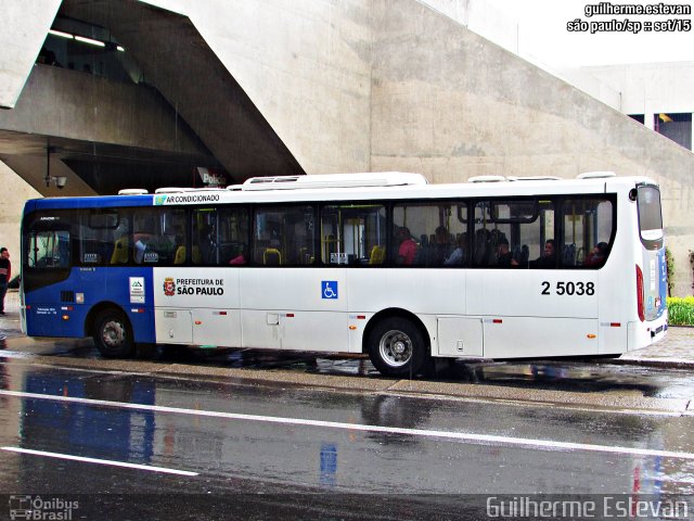 Cooperativa Fênix > Spencer Transporte 2 5038 na cidade de São Paulo, São Paulo, Brasil, por Guilherme Estevan. Número da foto: #3669436.