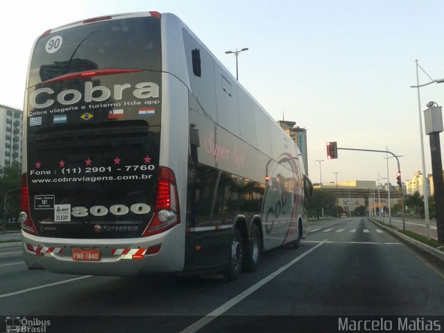 Cobra Viagens e Turismo 8000 na cidade de Florianópolis, Santa Catarina, Brasil, por Marcelo Matias. Número da foto: #3669356.