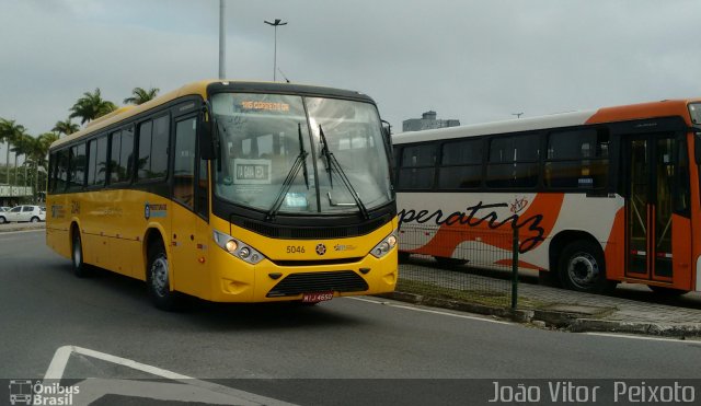 Transol Transportes Coletivos 5046 na cidade de Florianópolis, Santa Catarina, Brasil, por João Vitor  Peixoto. Número da foto: #3670077.