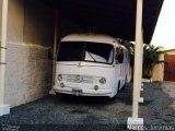 Ônibus Particulares 1960 na cidade de Balneário Camboriú, Santa Catarina, Brasil, por Marcos Jeremias. Número da foto: #:id.