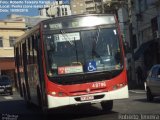 Express Transportes Urbanos Ltda 4 8796 na cidade de São Paulo, São Paulo, Brasil, por Roberto Teixeira. Número da foto: #3669152.