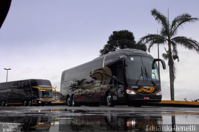 Expresso Nordeste 5265 na cidade de Londrina, Paraná, Brasil, por Eduardo Benetti . Número da foto: #3672480.