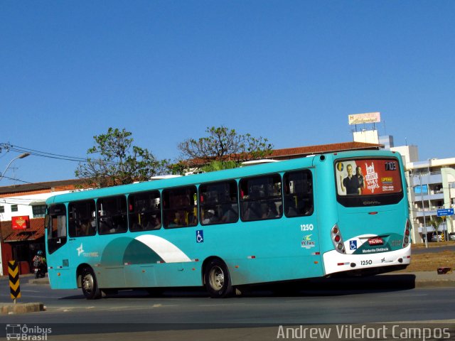Transmoc 1250 na cidade de Montes Claros, Minas Gerais, Brasil, por Andrew Campos. Número da foto: #3613557.