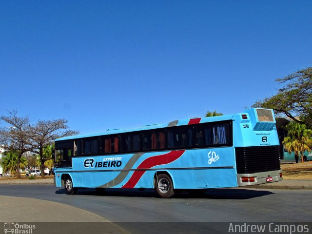 Expresso Ribeiro 2600 na cidade de Montes Claros, Minas Gerais, Brasil, por Andrew Campos. Número da foto: #3614665.