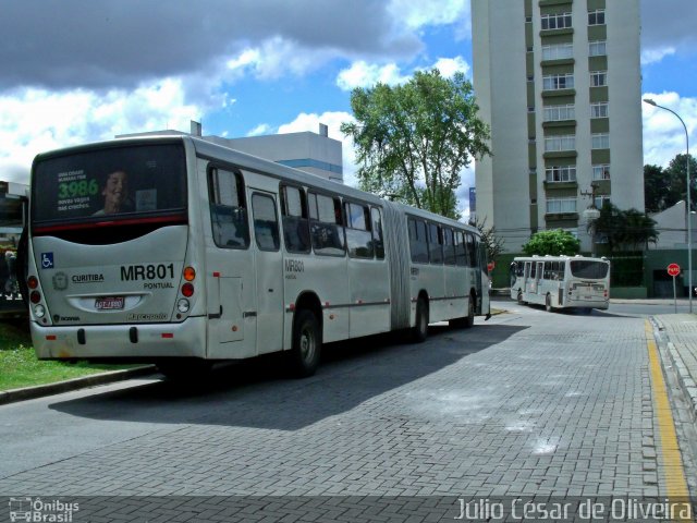 Auto Viação Mercês MR801 na cidade de Curitiba, Paraná, Brasil, por Júlio César de Oliveira. Número da foto: #3627326.